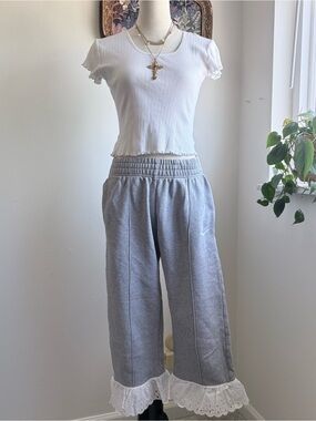 Upcycled Nike grey capri blokette sweatpants